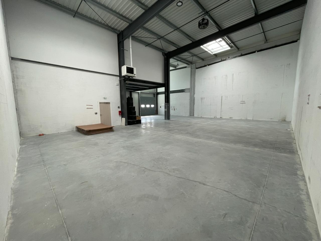 Local d'activité Conflans-Sainte-Honorine 1810m² Location local d'activité Conflans-Sainte-Honorine Yvelines OLACT2105956 10